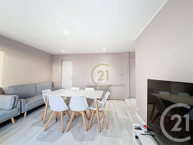 Appartement T5 à vendre - 5 pièces - 76.67 m2 - ANGERS - 49 - PAYS-DE-LOIRE - Century 21 Agence Plantagenêt