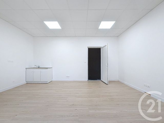 commerce à louer - 181.0 m2 - LES PONTS DE CE - 49 - PAYS-DE-LOIRE - Century 21 Agence Plantagenêt