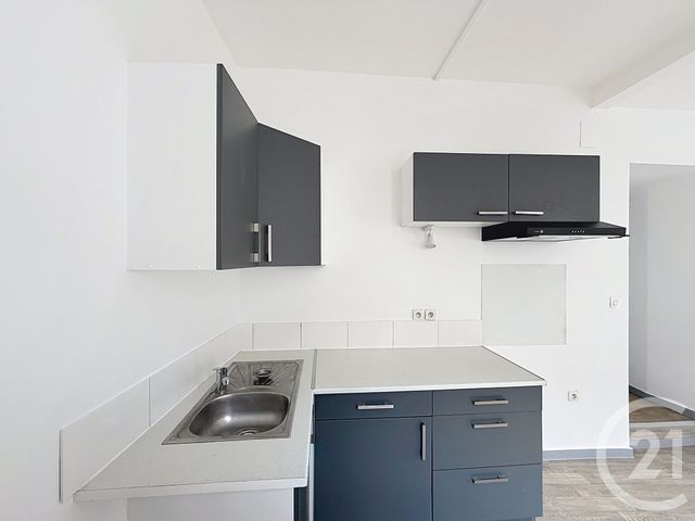 Appartement T2 à vendre - 2 pièces - 40.0 m2 - ANGERS - 49 - PAYS-DE-LOIRE - Century 21 Agence Plantagenêt