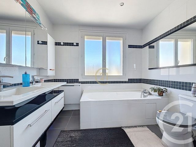 maison à vendre - 6 pièces - 150.0 m2 - ANGERS - 49 - PAYS-DE-LOIRE - Century 21 Agence Plantagenêt