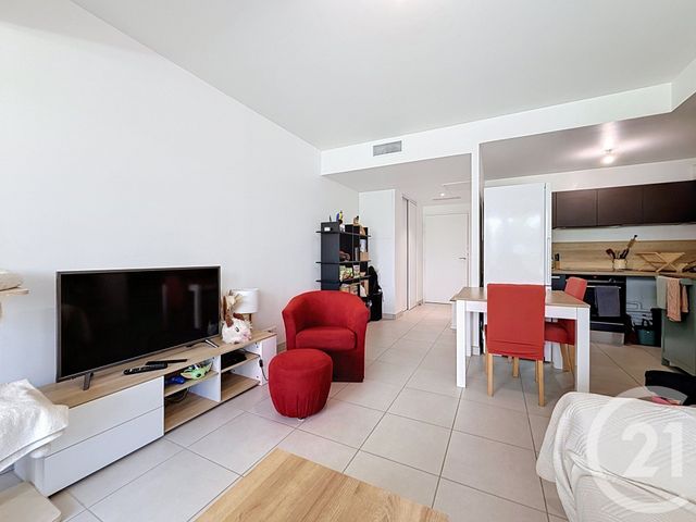 Appartement T3 à louer - 3 pièces - 57.79 m2 - ANGERS - 49 - PAYS-DE-LOIRE - Century 21 Agence Plantagenêt