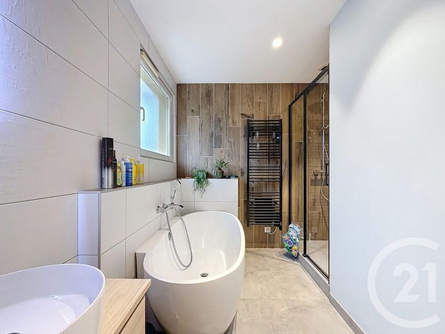 Appartement T5 à vendre - 5 pièces - 111.0 m2 - ANGERS - 49 - PAYS-DE-LOIRE - Century 21 Agence Plantagenêt