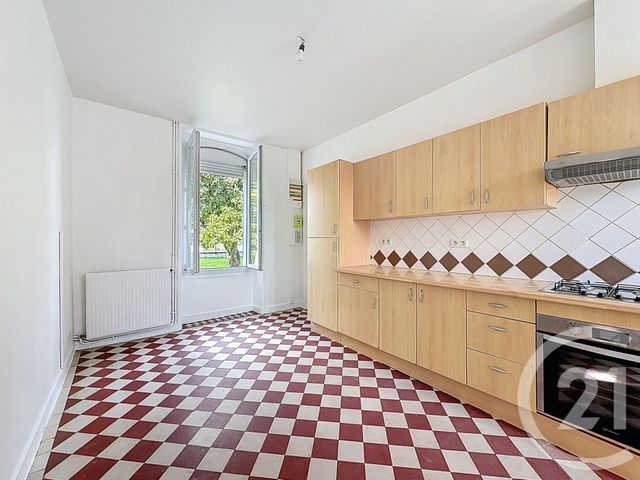 Maison à louer LA MENITRE