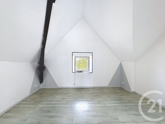 maison à louer - 5 pièces - 116.0 m2 - LA MENITRE - 49 - PAYS-DE-LOIRE - Century 21 Agence Plantagenêt