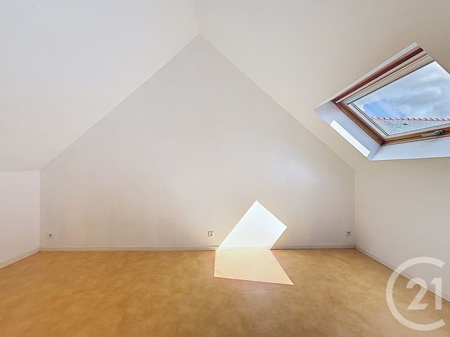 maison à louer - 5 pièces - 116.0 m2 - LA MENITRE - 49 - PAYS-DE-LOIRE - Century 21 Agence Plantagenêt