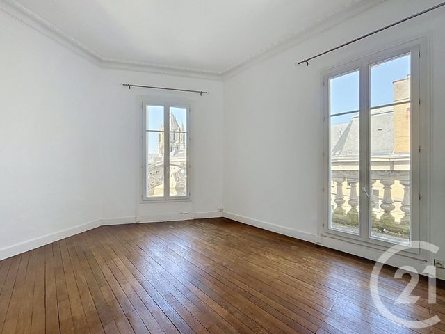 Appartement T4 à vendre - 3 pièces - 92.54 m2 - ANGERS - 49 - PAYS-DE-LOIRE - Century 21 Agence Plantagenêt