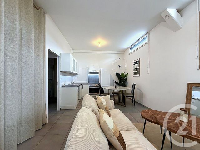 Appartement T3 à vendre - 3 pièces - 48.4 m2 - ANGERS - 49 - PAYS-DE-LOIRE - Century 21 Agence Plantagenêt