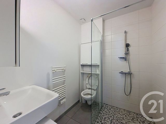 Appartement T3 à vendre - 3 pièces - 48.4 m2 - ANGERS - 49 - PAYS-DE-LOIRE - Century 21 Agence Plantagenêt