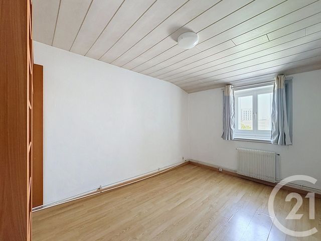 Appartement T3 à vendre - 4 pièces - 61.3 m2 - ANGERS - 49 - PAYS-DE-LOIRE - Century 21 Agence Plantagenêt