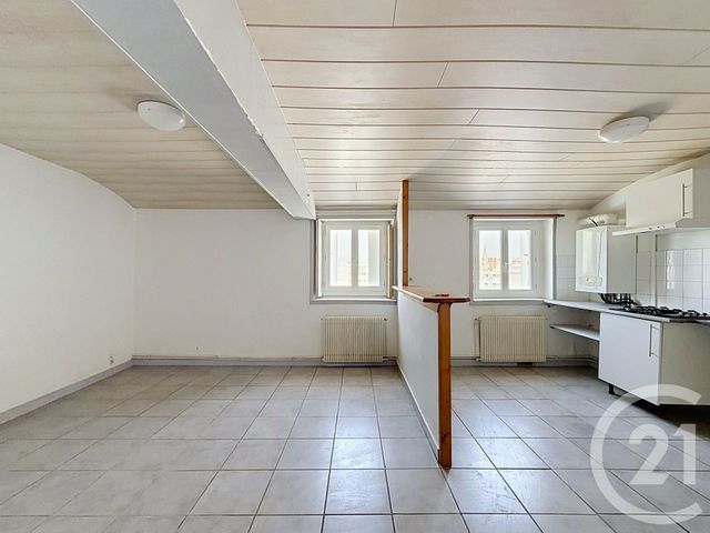 Appartement T3 à vendre - 4 pièces - 61.3 m2 - ANGERS - 49 - PAYS-DE-LOIRE - Century 21 Agence Plantagenêt
