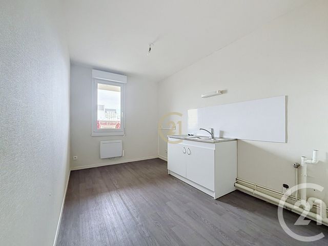 Appartement T3 à vendre - 3 pièces - 68.32 m2 - ANGERS - 49 - PAYS-DE-LOIRE - Century 21 Agence Plantagenêt