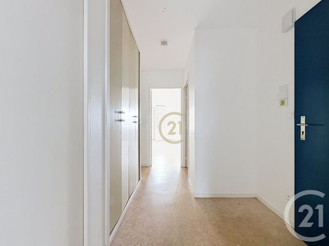 Appartement T3 à vendre - 3 pièces - 68.32 m2 - ANGERS - 49 - PAYS-DE-LOIRE - Century 21 Agence Plantagenêt