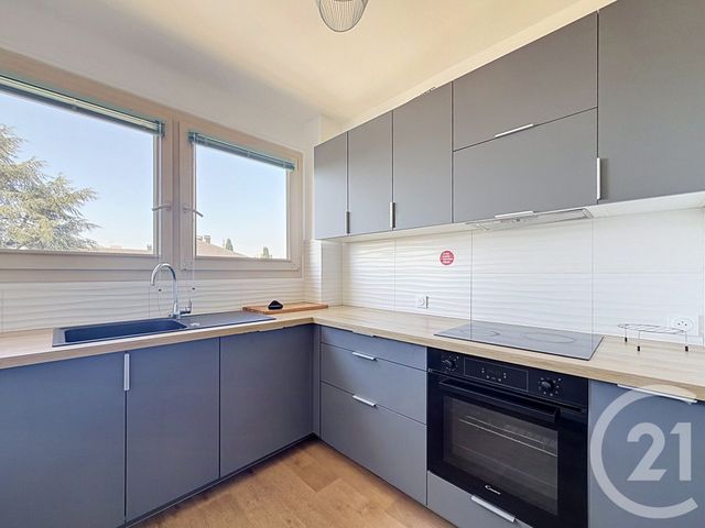 Appartement T5 à vendre - 5 pièces - 94.0 m2 - ANGERS - 49 - PAYS-DE-LOIRE - Century 21 Agence Plantagenêt