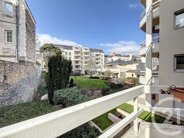 Appartement T3 à vendre - 3 pièces - 65.0 m2 - ANGERS - 49 - PAYS-DE-LOIRE - Century 21 Agence Plantagenêt