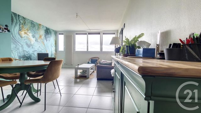 Appartement T3 à vendre - 3 pièces - 69.0 m2 - ANGERS - 49 - PAYS-DE-LOIRE - Century 21 Agence Plantagenêt