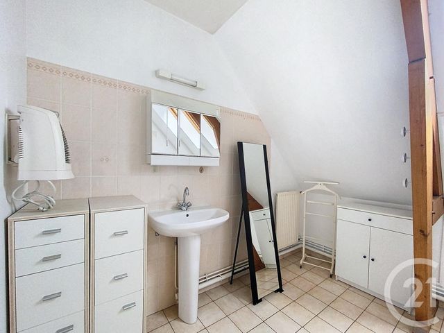maison à louer - 4 pièces - 102.87 m2 - ANGERS - 49 - PAYS-DE-LOIRE - Century 21 Agence Plantagenêt