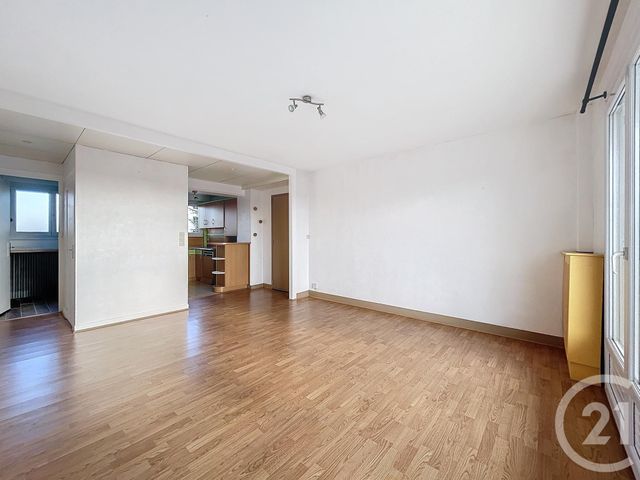 Appartement T4 à louer - 4 pièces - 66.28 m2 - ANGERS - 49 - PAYS-DE-LOIRE - Century 21 Agence Plantagenêt