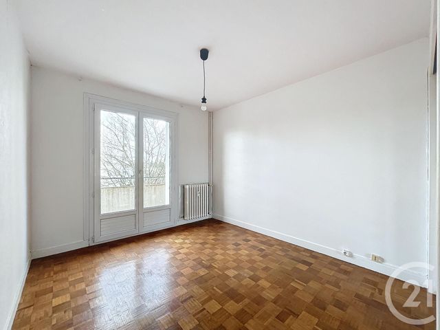 Appartement T4 à louer - 4 pièces - 66.28 m2 - ANGERS - 49 - PAYS-DE-LOIRE - Century 21 Agence Plantagenêt