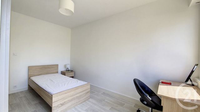 Afficher la photo en grand Appartement T4 à vendre - 4 pièces - 67.0 m2 - ANGERS - 49 - PAYS-DE-LOIRE - Century 21 Agence Plantagenêt