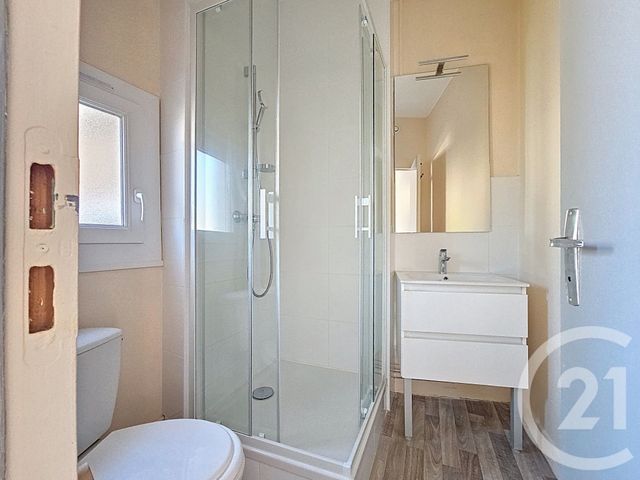 Afficher la photo en grand Appartement T2 à vendre - 2 pièces - 31.0 m2 - ANGERS - 49 - PAYS-DE-LOIRE - Century 21 Agence Plantagenêt