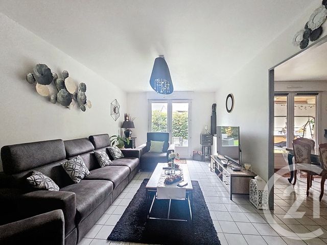 maison à vendre - 5 pièces - 105.0 m2 - ST JEAN DE LINIERES - 49 - PAYS-DE-LOIRE - Century 21 Agence Plantagenêt