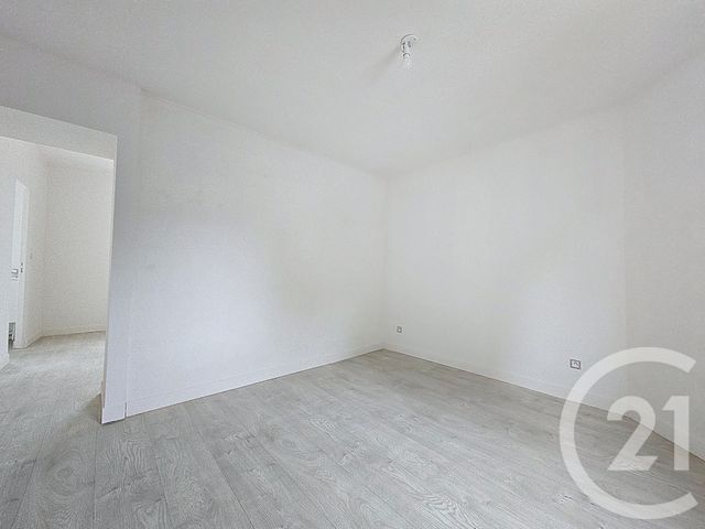 Appartement T2 à louer - 2 pièces - 28.9 m2 - ANGERS - 49 - PAYS-DE-LOIRE - Century 21 Agence Plantagenêt