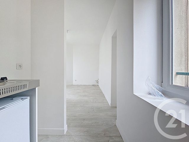 Appartement T2 à louer - 2 pièces - 28.9 m2 - ANGERS - 49 - PAYS-DE-LOIRE - Century 21 Agence Plantagenêt